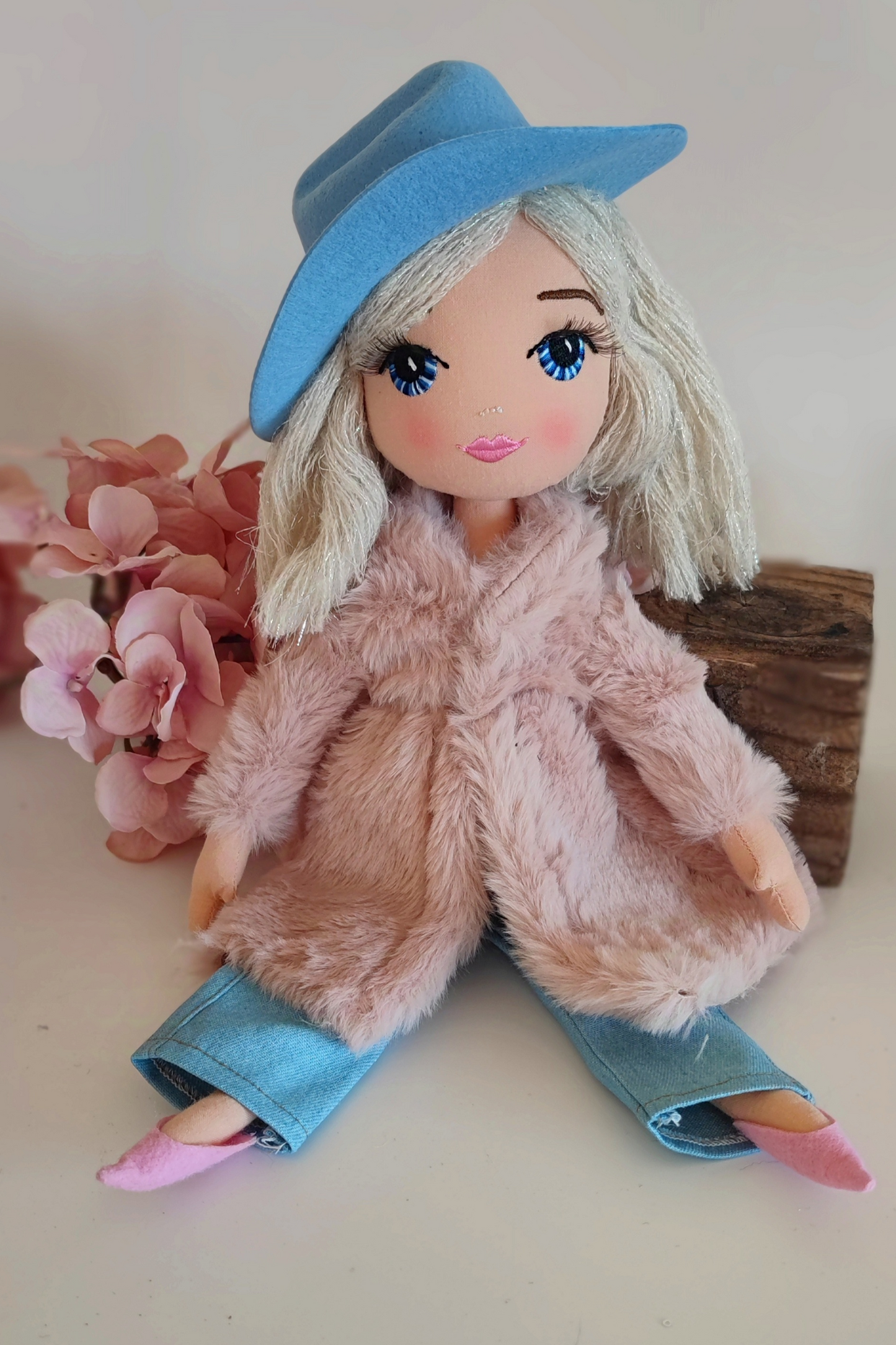 Customize your Drimydolls doll